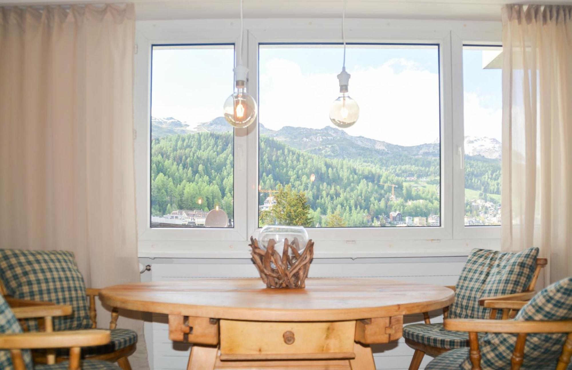 Swissme - Neu-Seeblick-Balkon-Parkplatz-Nahe Bergbahn St. Moritz Exterior photo